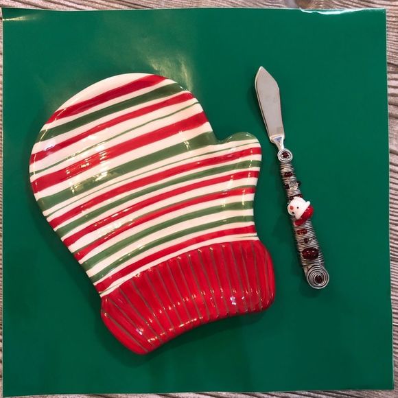 New Holiday mitten plate and Santa Knife - Picture 3 of 7